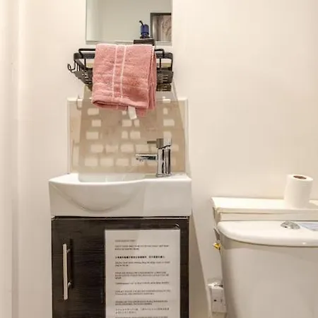 Cozy Flat In Bradford City Centre Apartment *